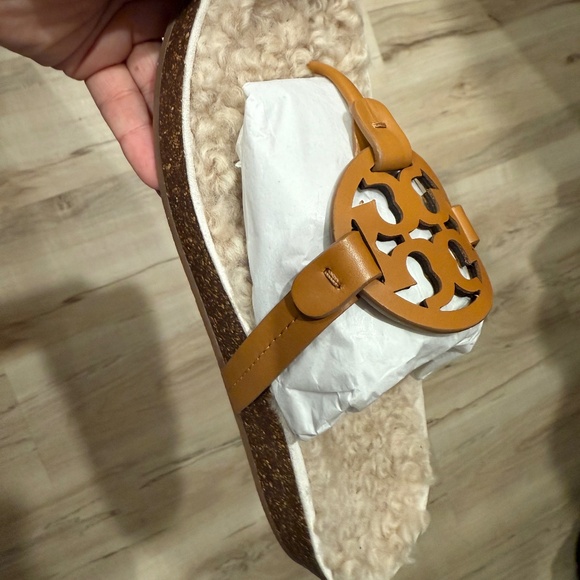 Tory Burch - Picture 1 of 7